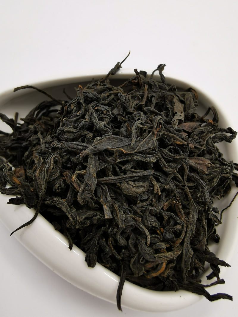 Zhengshanxiaozhong (Lapsang souchong) Traditional Smoked Black Tea