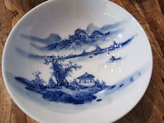 Qing hua (blue flowers)Zhong Gong Mountain and River Cup