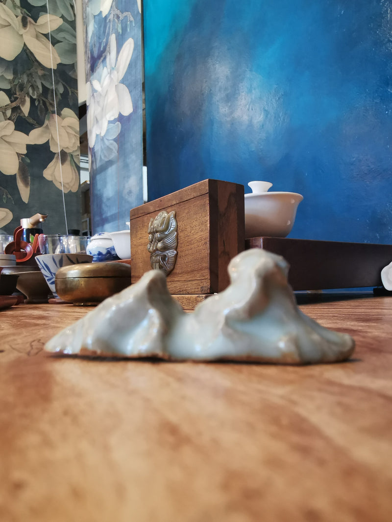 Ceramic Mountain Rock Tea Spoon Holder and Tea Board Decoration