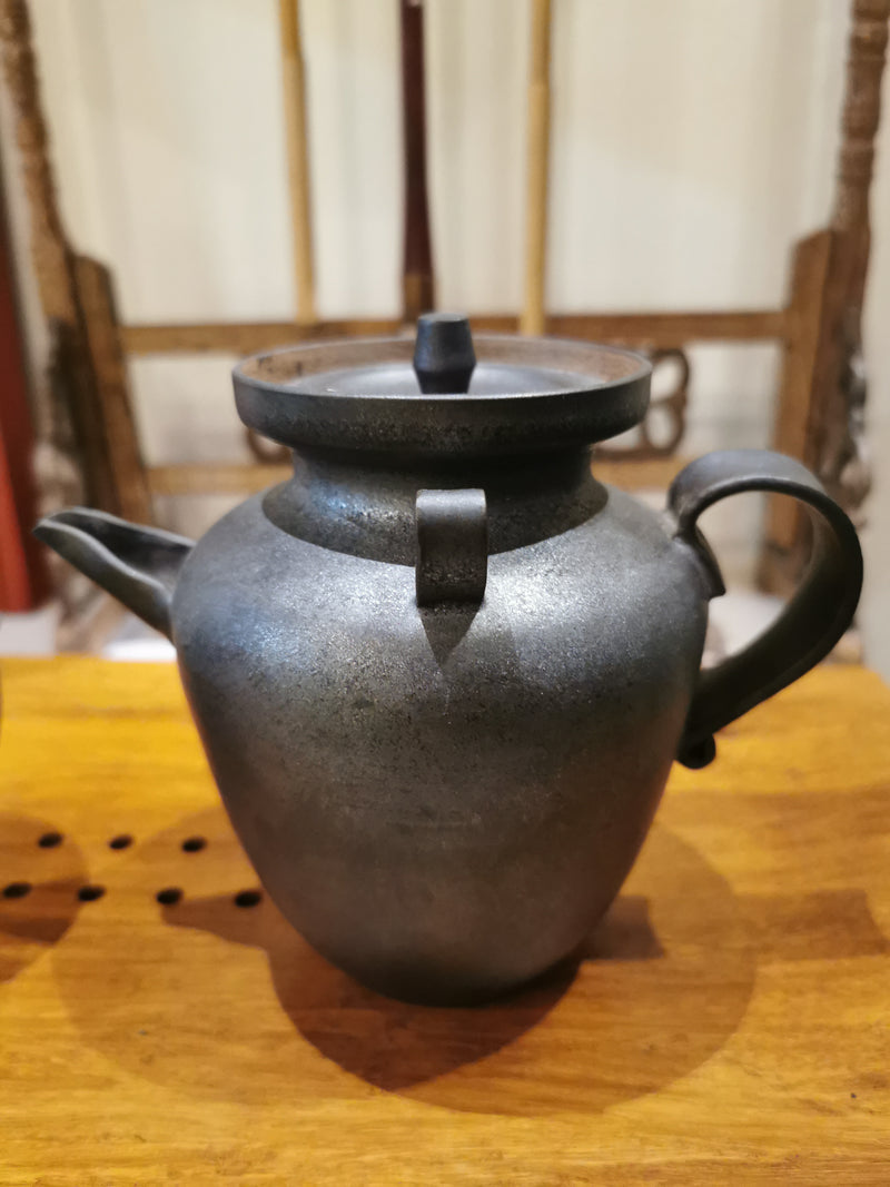 Traditional shape pot & cups