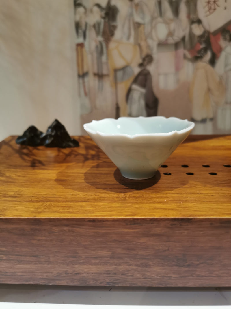 Ying Qing flower edge lucky cloud cup