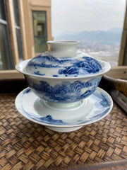 Qing hua (blue flowers) Zhong Gong Mountain and River Gaiwan